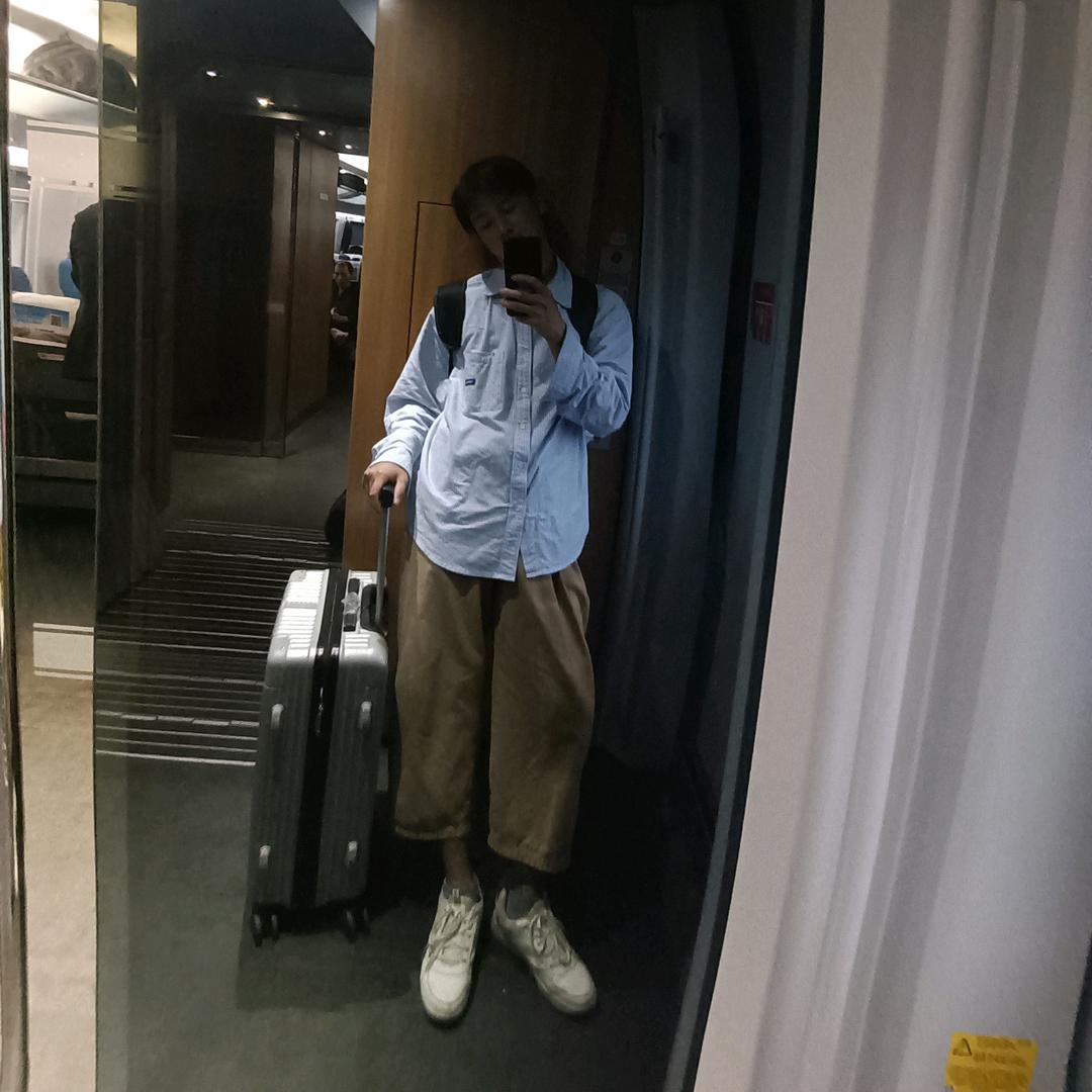 都说我喜欢装深情