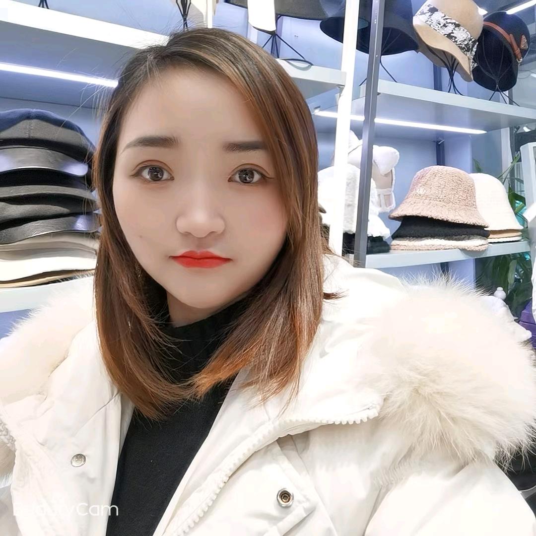 淚水淹没心碎。