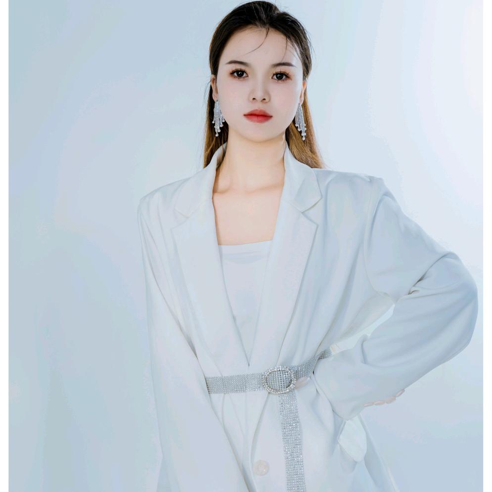 叼着奶瓶谈恋爱