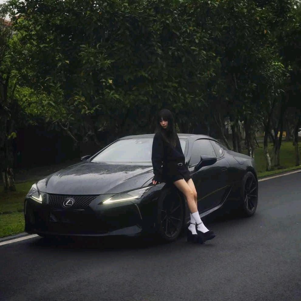 赵亦泽.