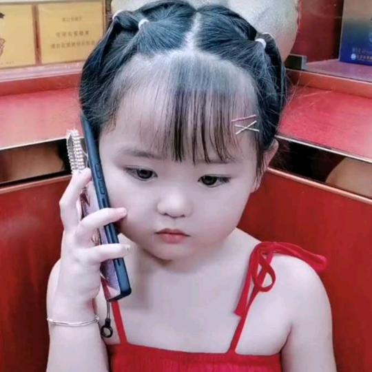 阳光下的微笑