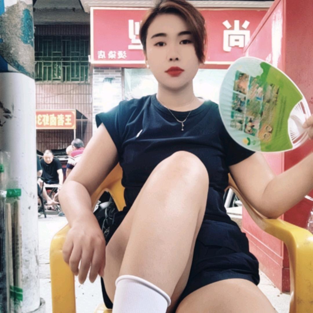 🇨🇳邓雪🇲🇴