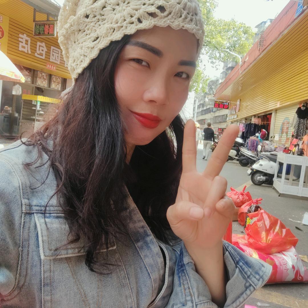 送喜商行    李红梅