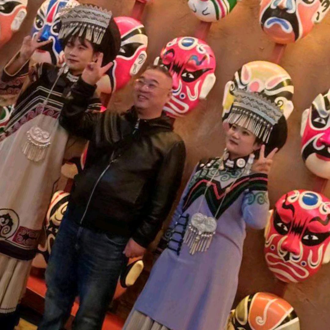 笑望人非九九🐯🐯