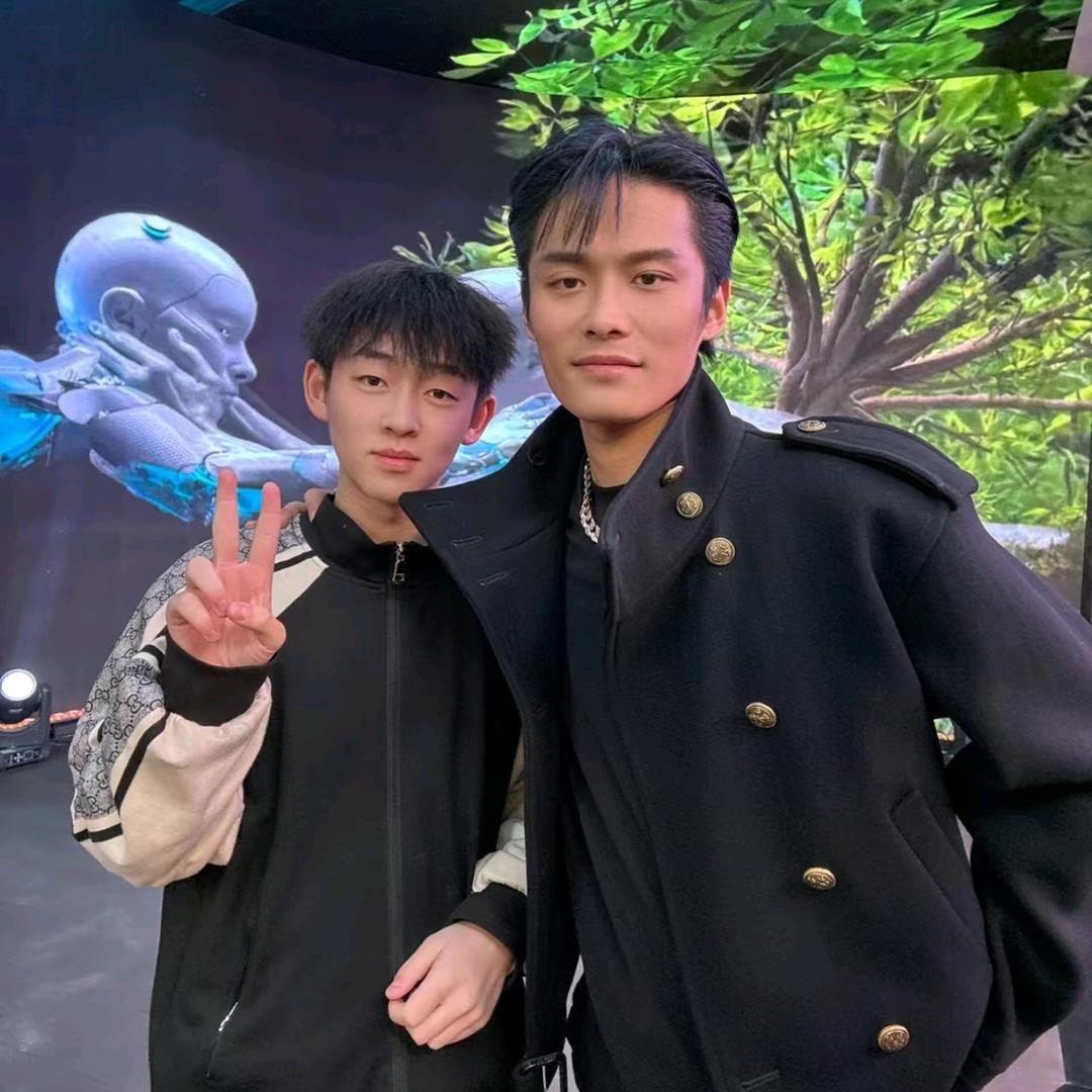 日落西山你不陪东山再起你是谁