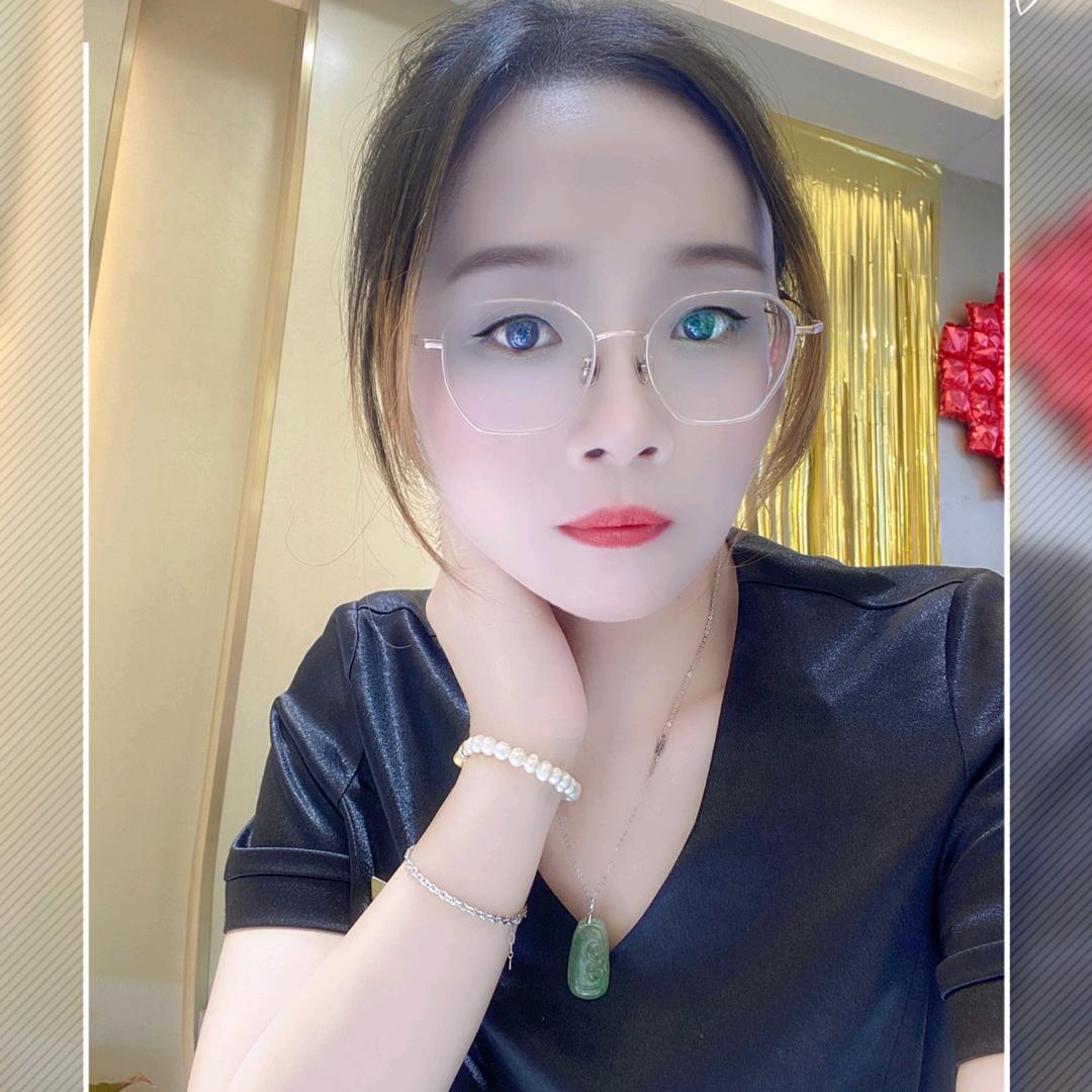 万福总店芳芳