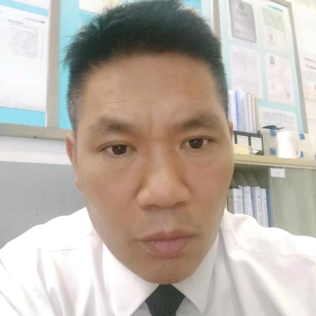 柏九彬(一路前行)