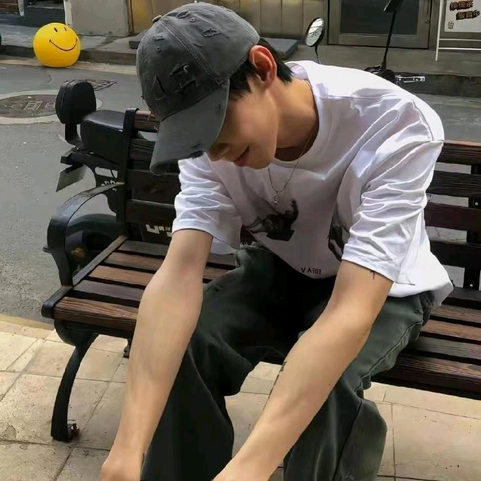 y。。。
