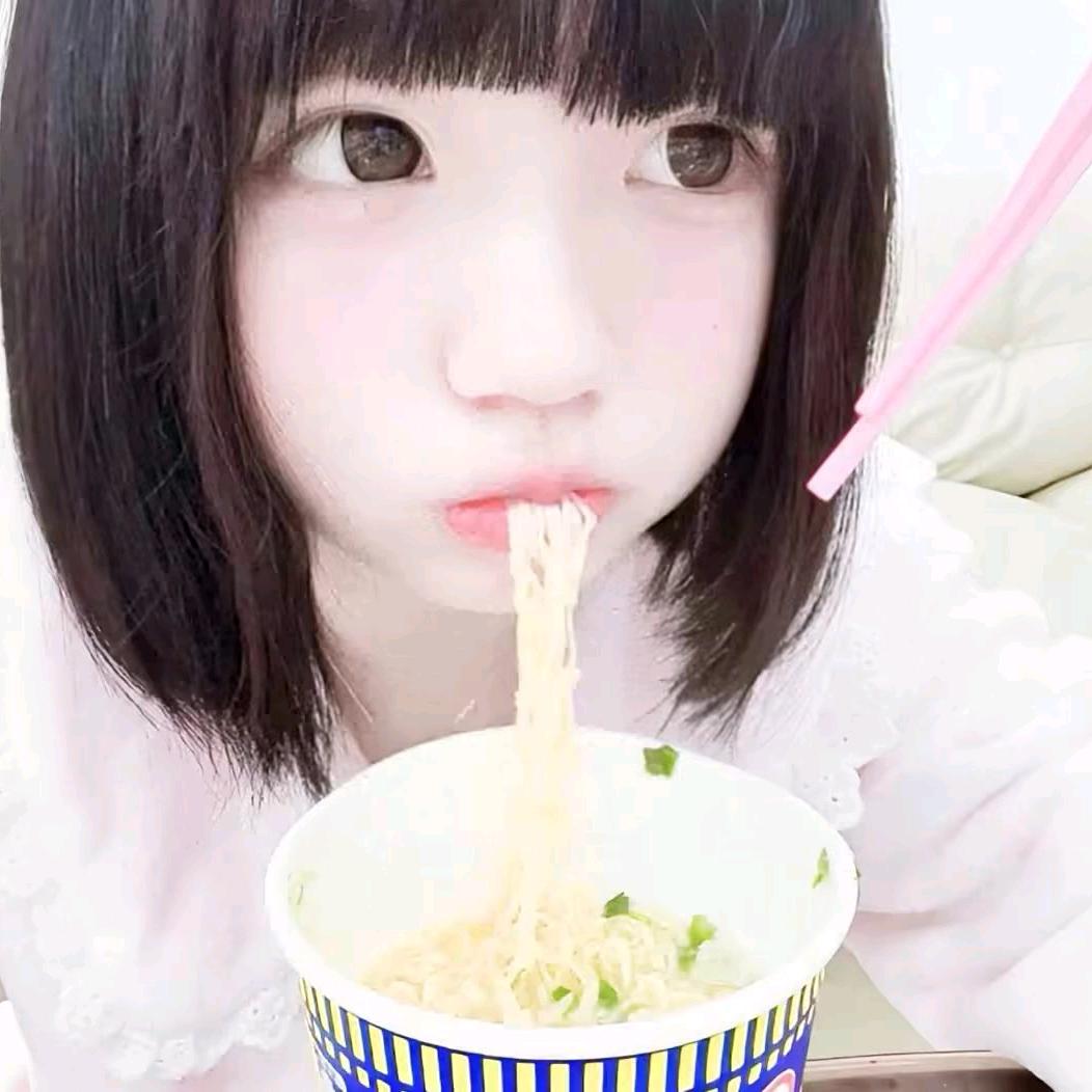 萌小佳ovo