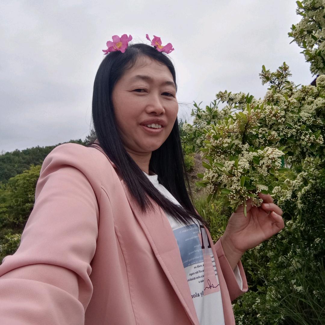 83年的🐷单身妈妈