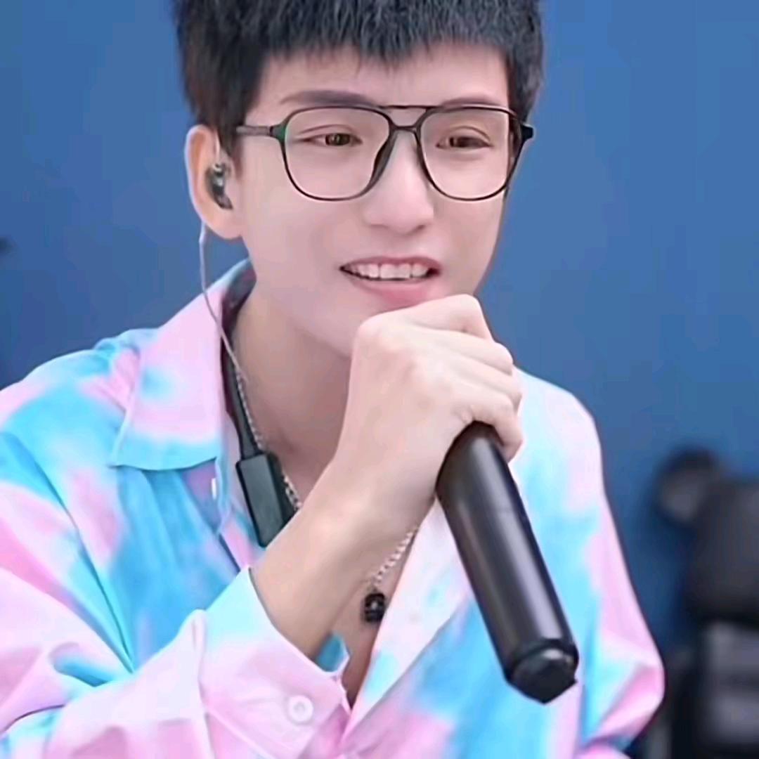 ☁云家富哥☁️