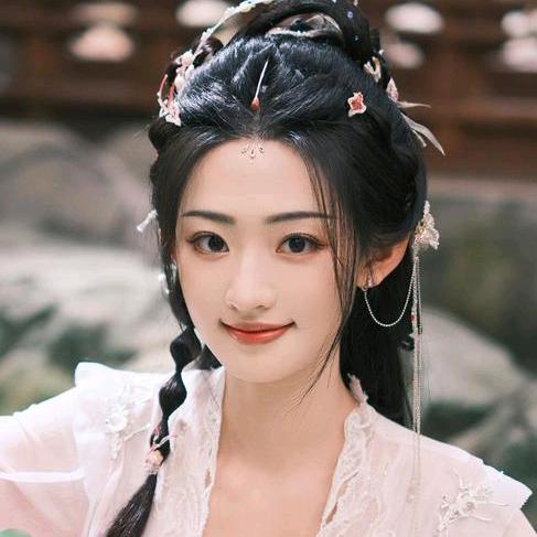 杨雨潼🌸🌸🌸