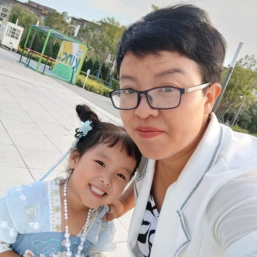 李姐超爱吃