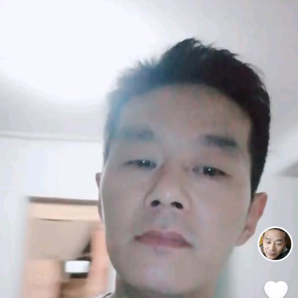 东