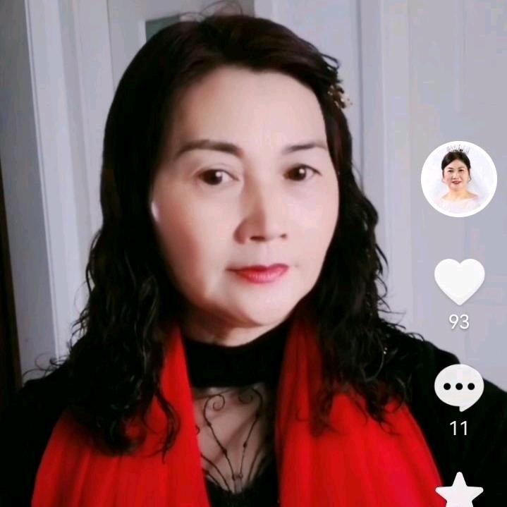巧姐（ 中午12点30开播）