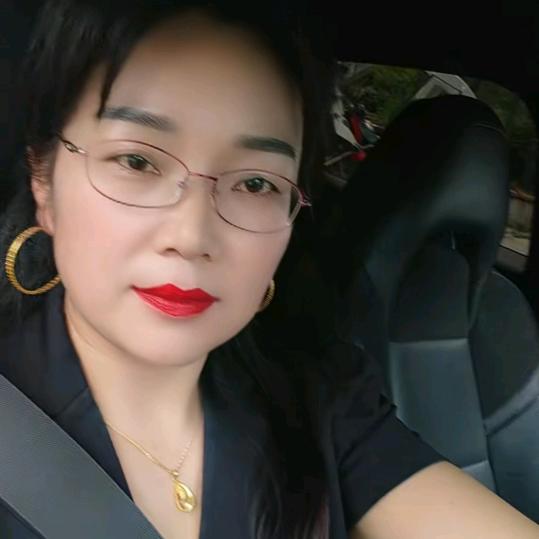飞飞♥