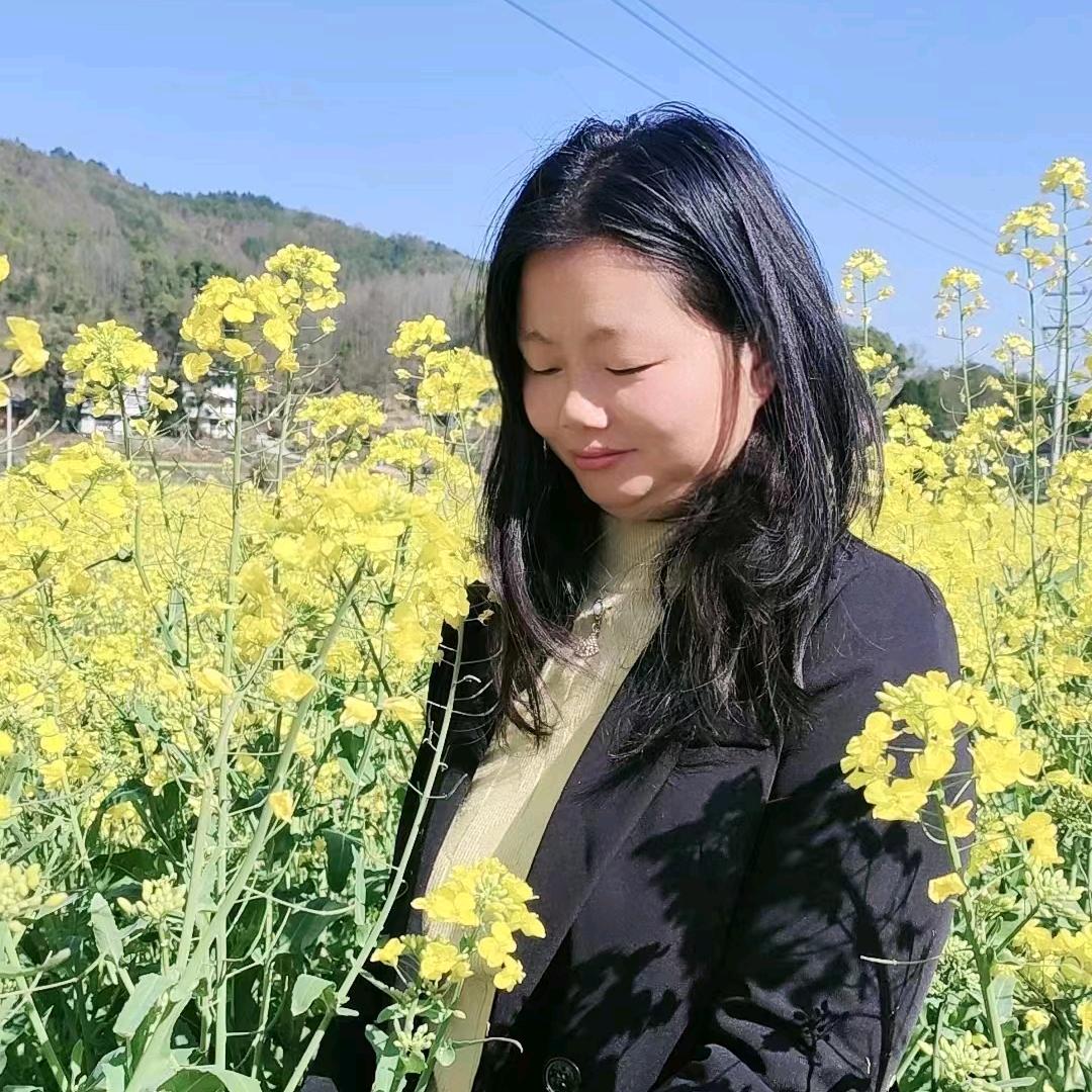 (桃子)(๑♡ω♡๑)