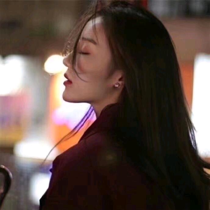 素倩莲