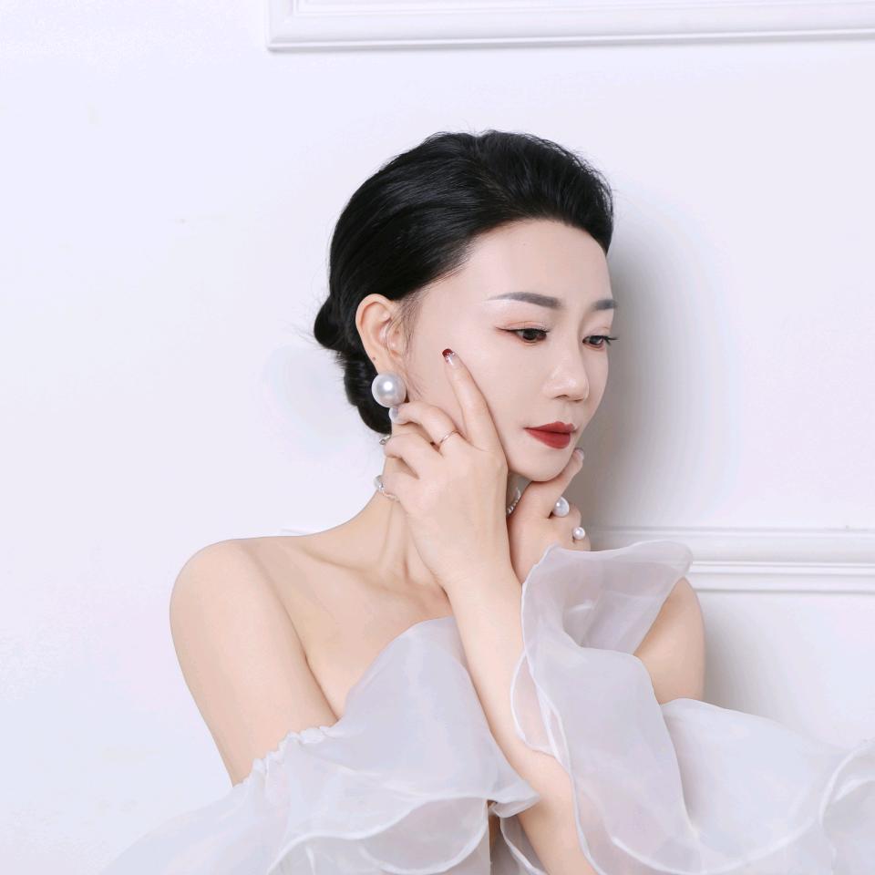 凌丽🎙️
