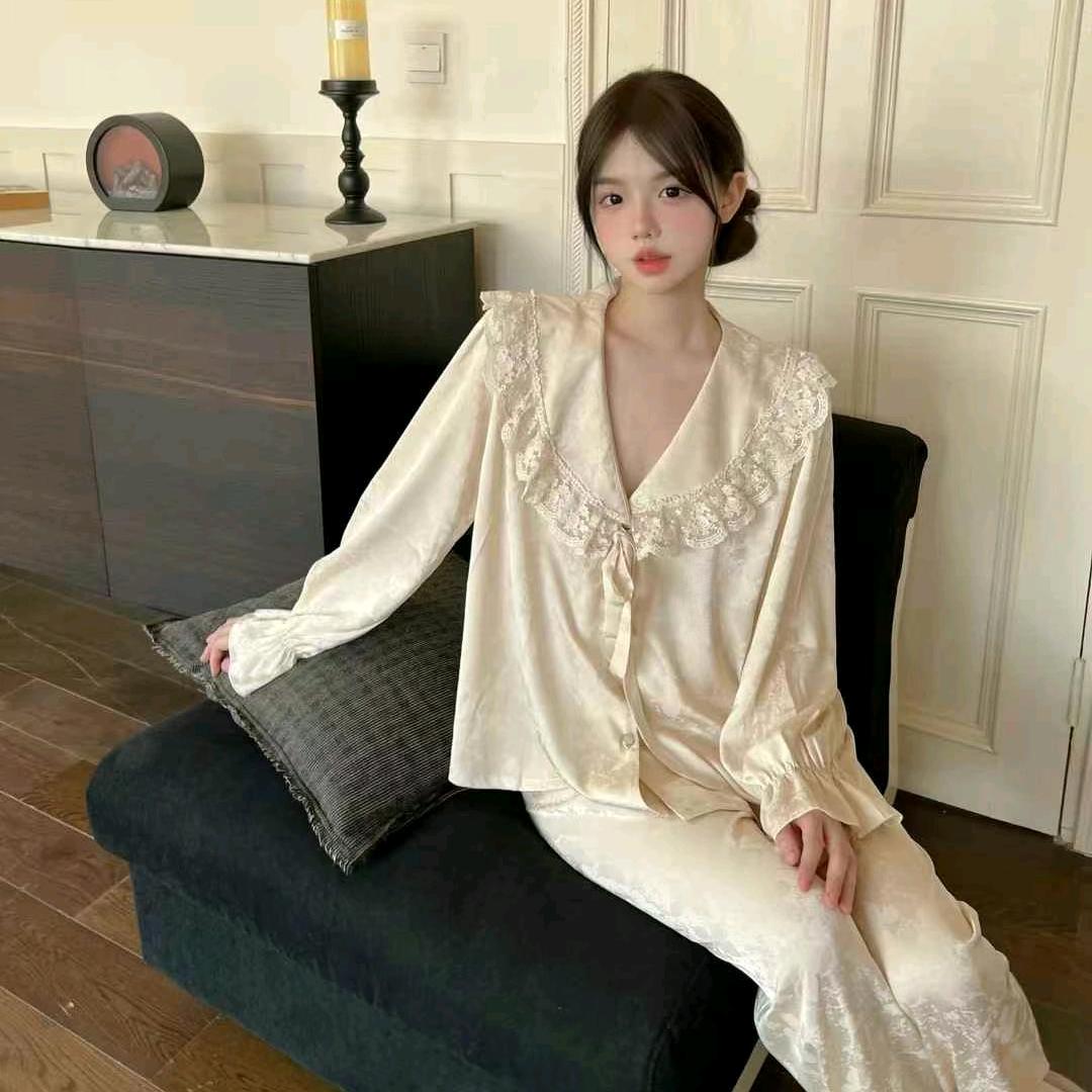 玉姿一族