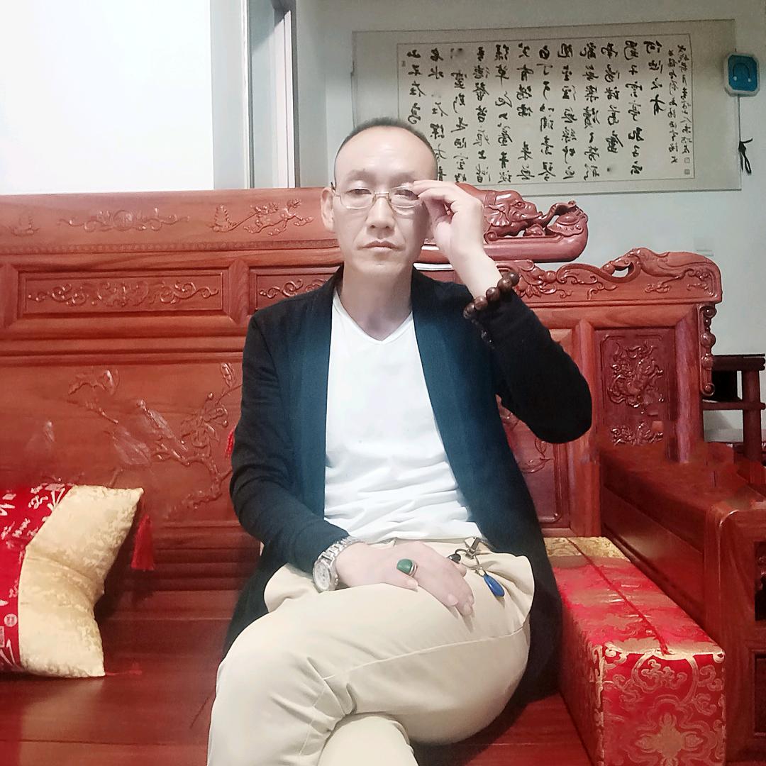郑州瑞源红木家具翻新改色维修保养