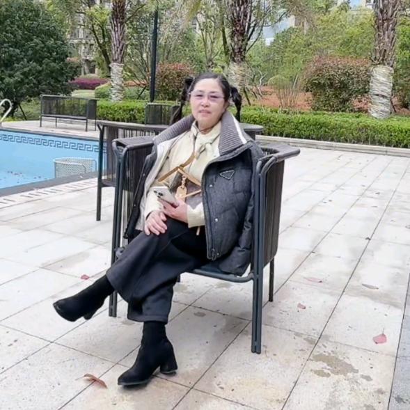 缙云南乡宝贝李姐