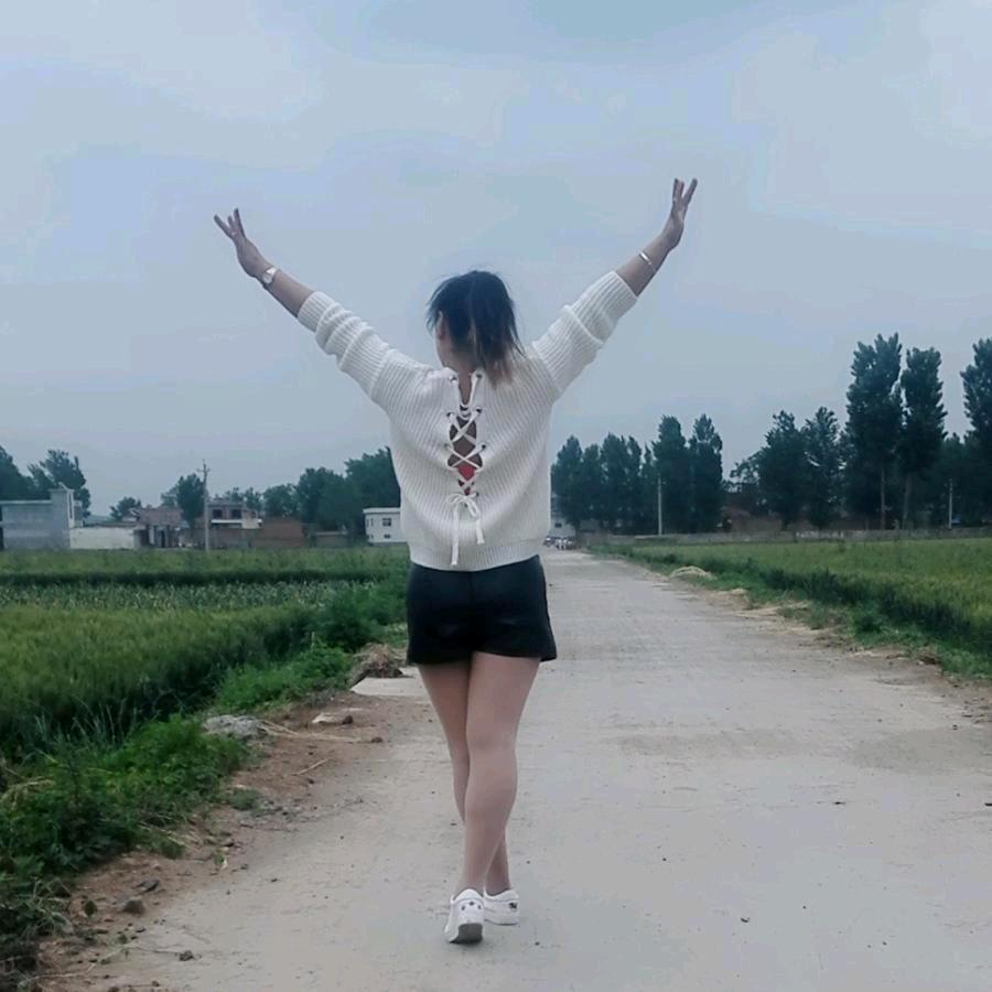 浪漫一笑🌺🌷🌹🌸