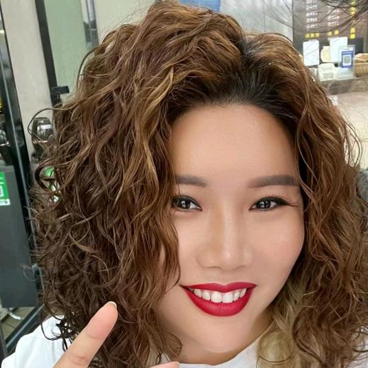 玉溪市首隆美发烫染–吴子来减龄发型