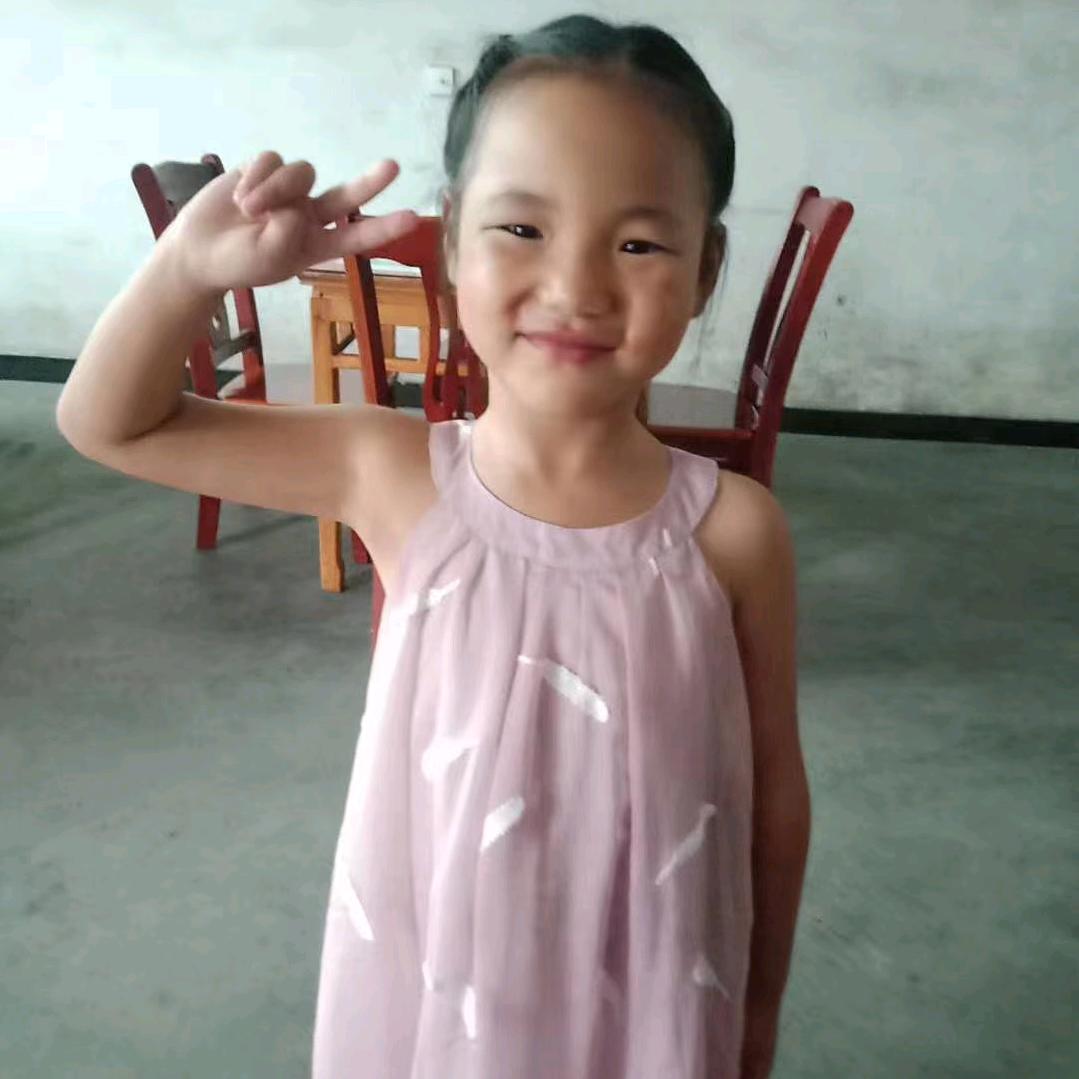 小小，，， 单身 爸爸