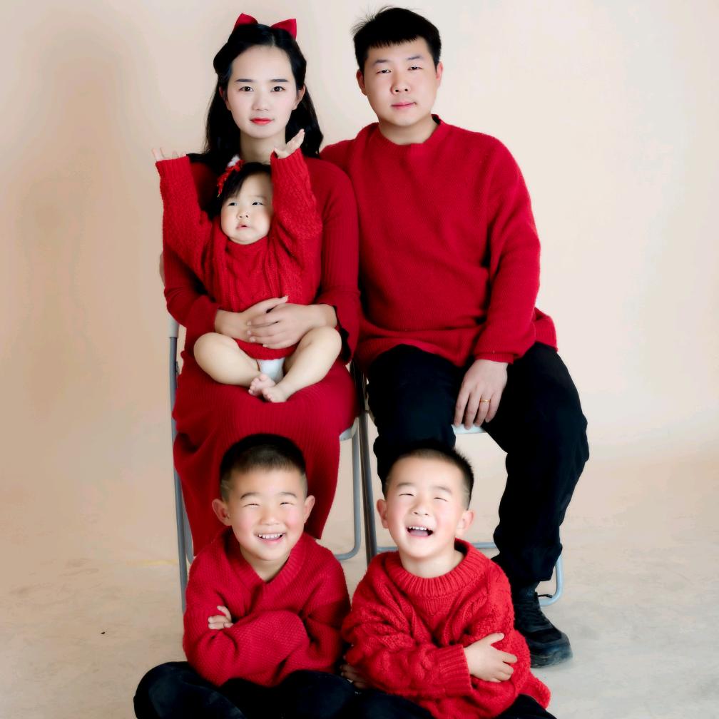 辰墨的萌宝童装工作室