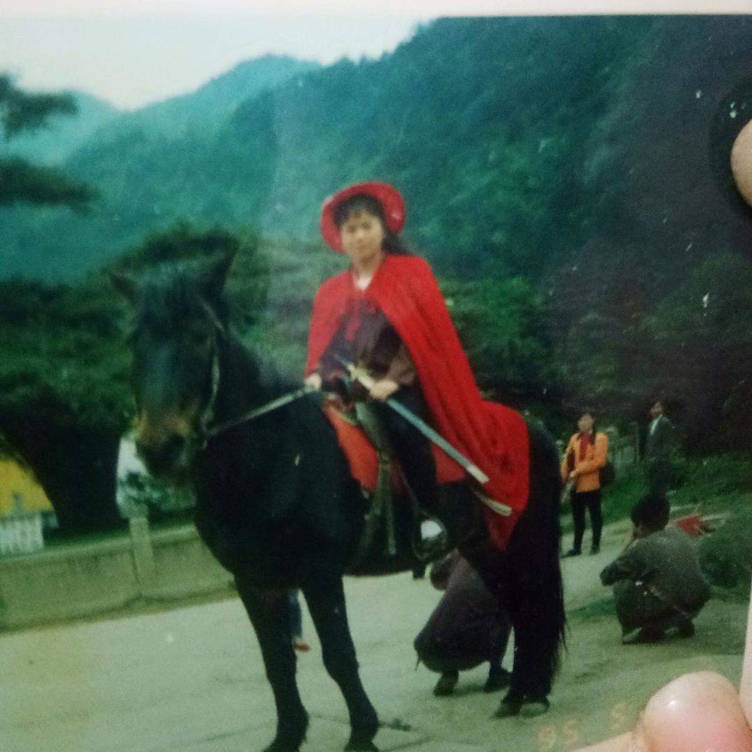 汪银枝家有各种土货