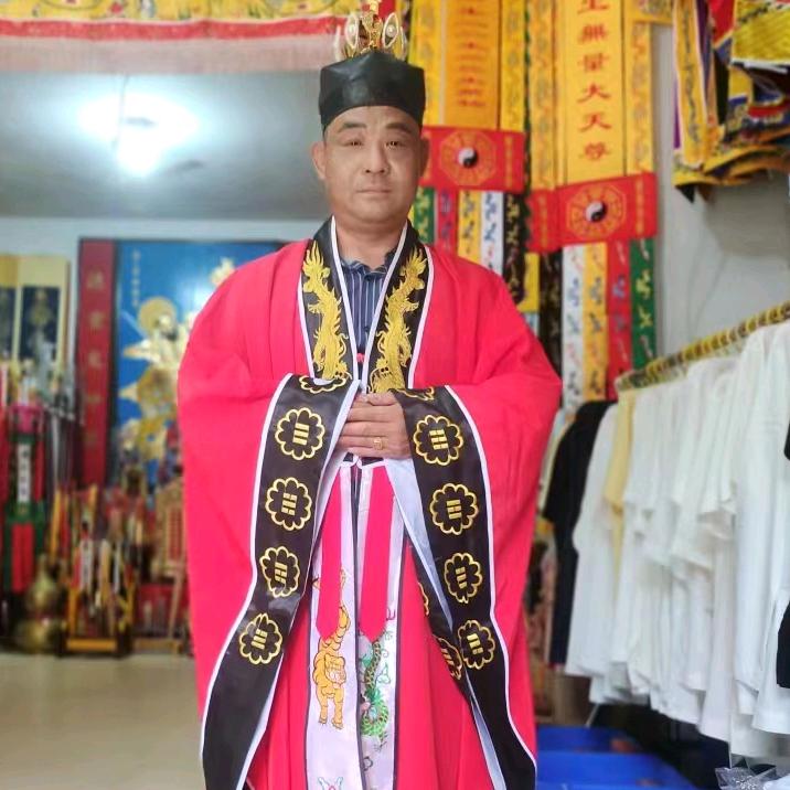 张道一《于都梦之缘礼仪传媒公司》