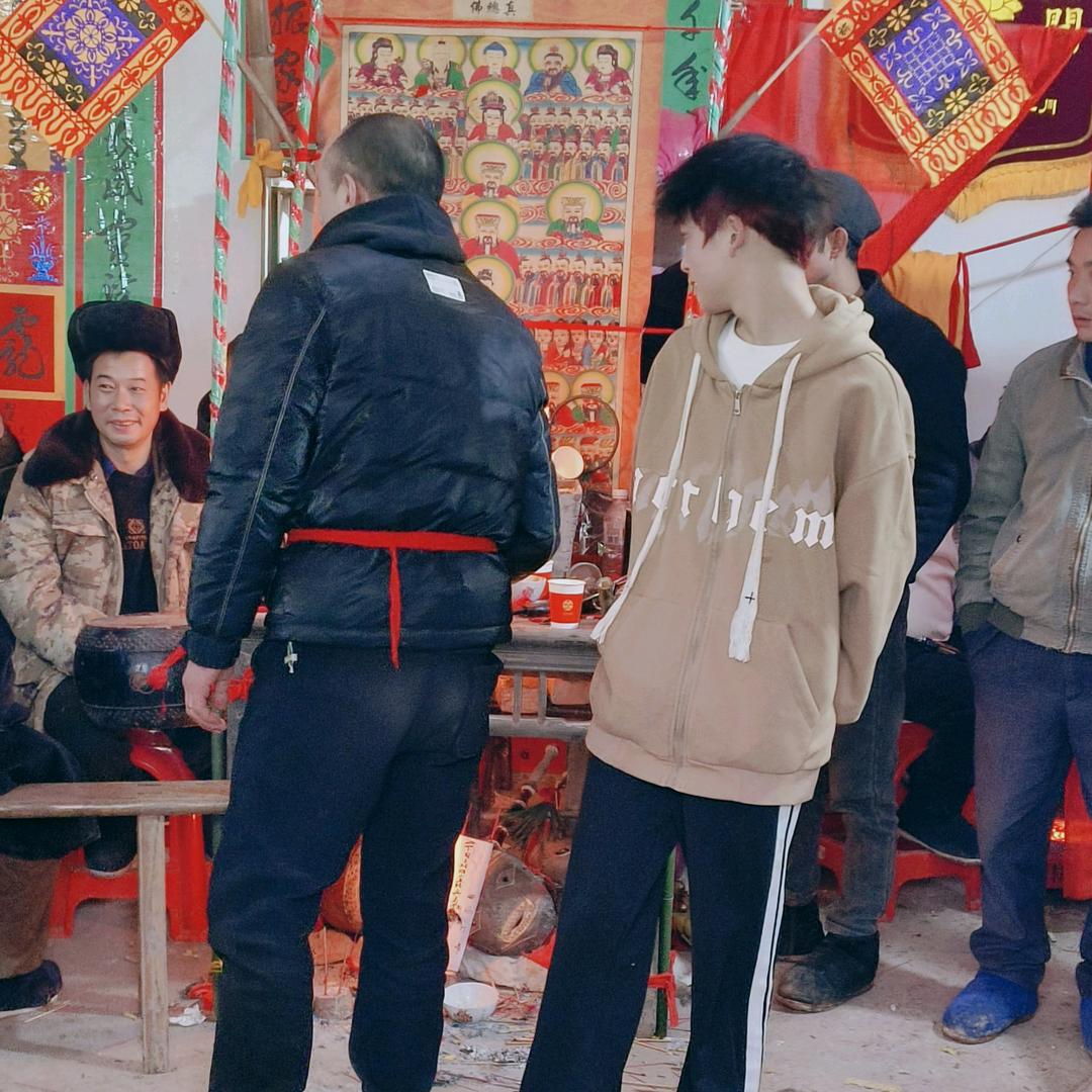 在想