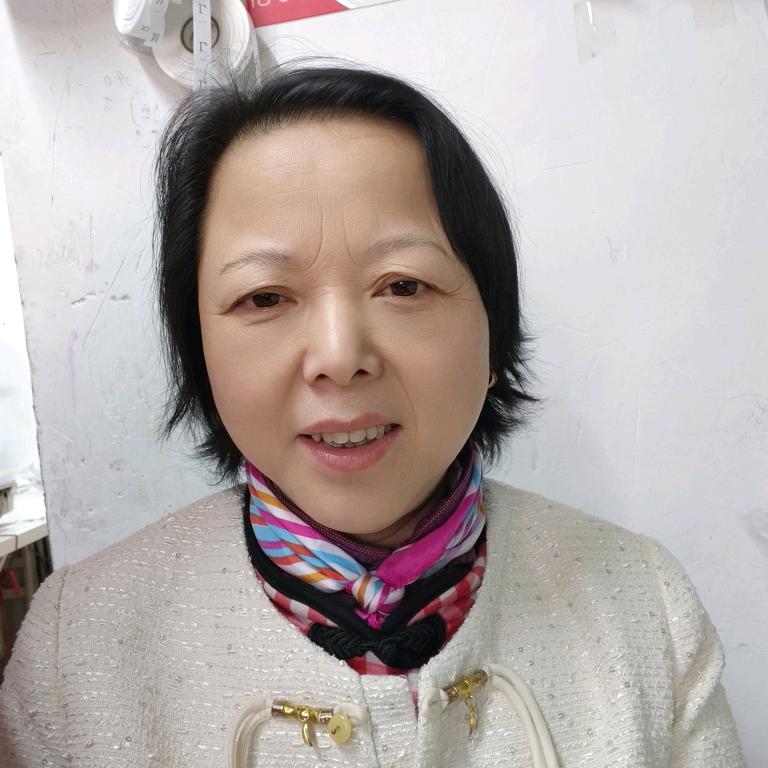 珍珍姐（🎤14点10分直播）