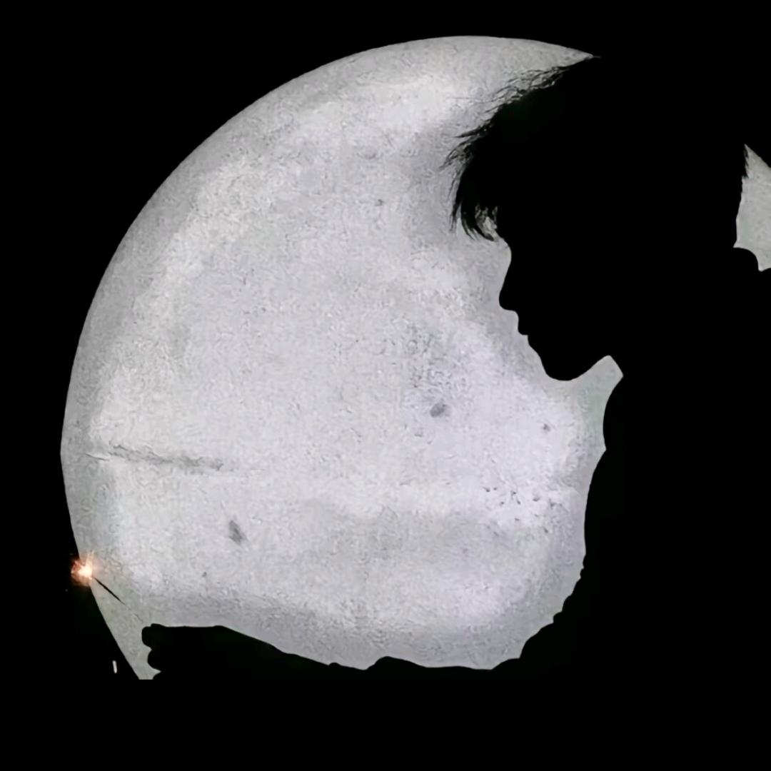 今天又想起了她