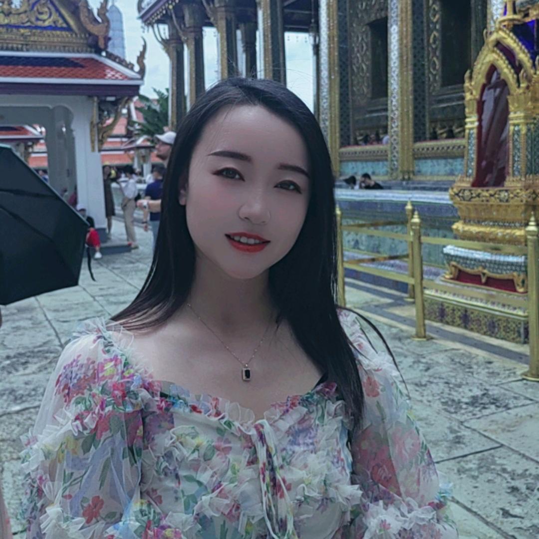 🍀卖窗帘的小高高🍀☆