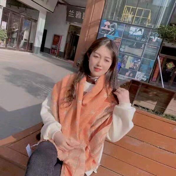 邓州英子【衣奢女装·正航华韵城】