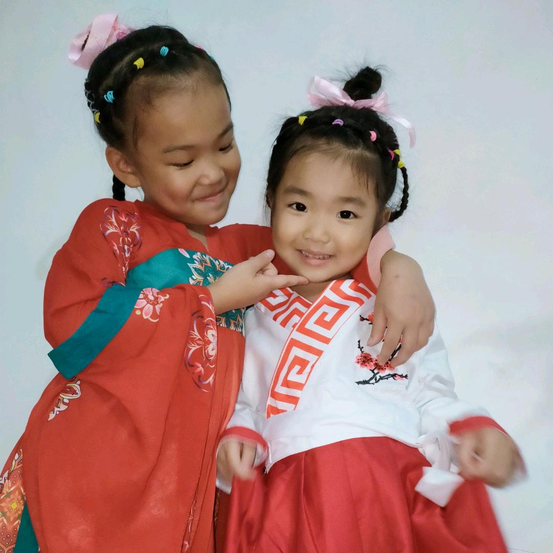 爱拍爱照喜然然