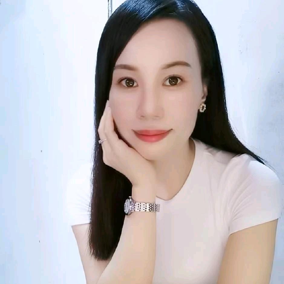 倾一世淡妆