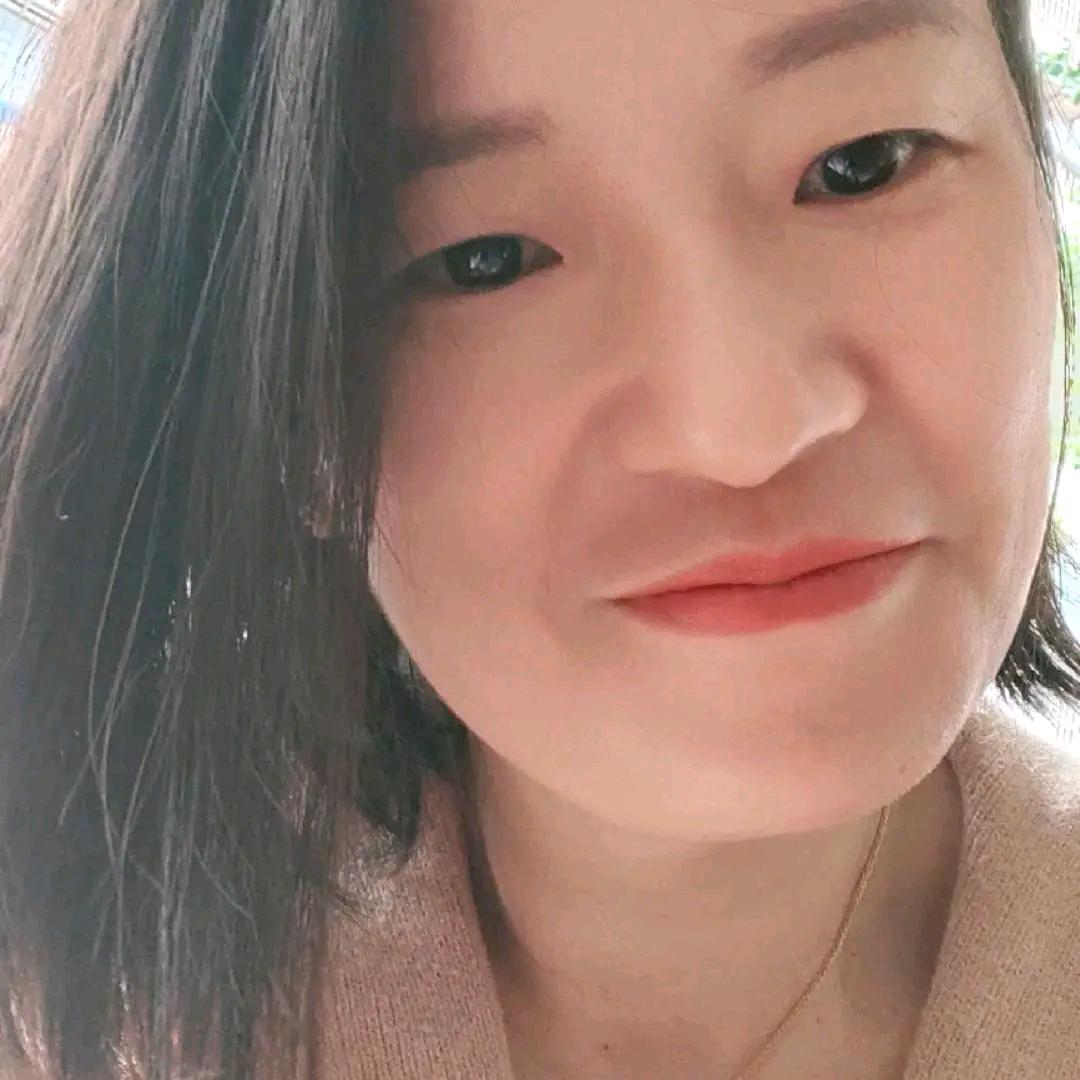 海口摊卖卤味杨姐
