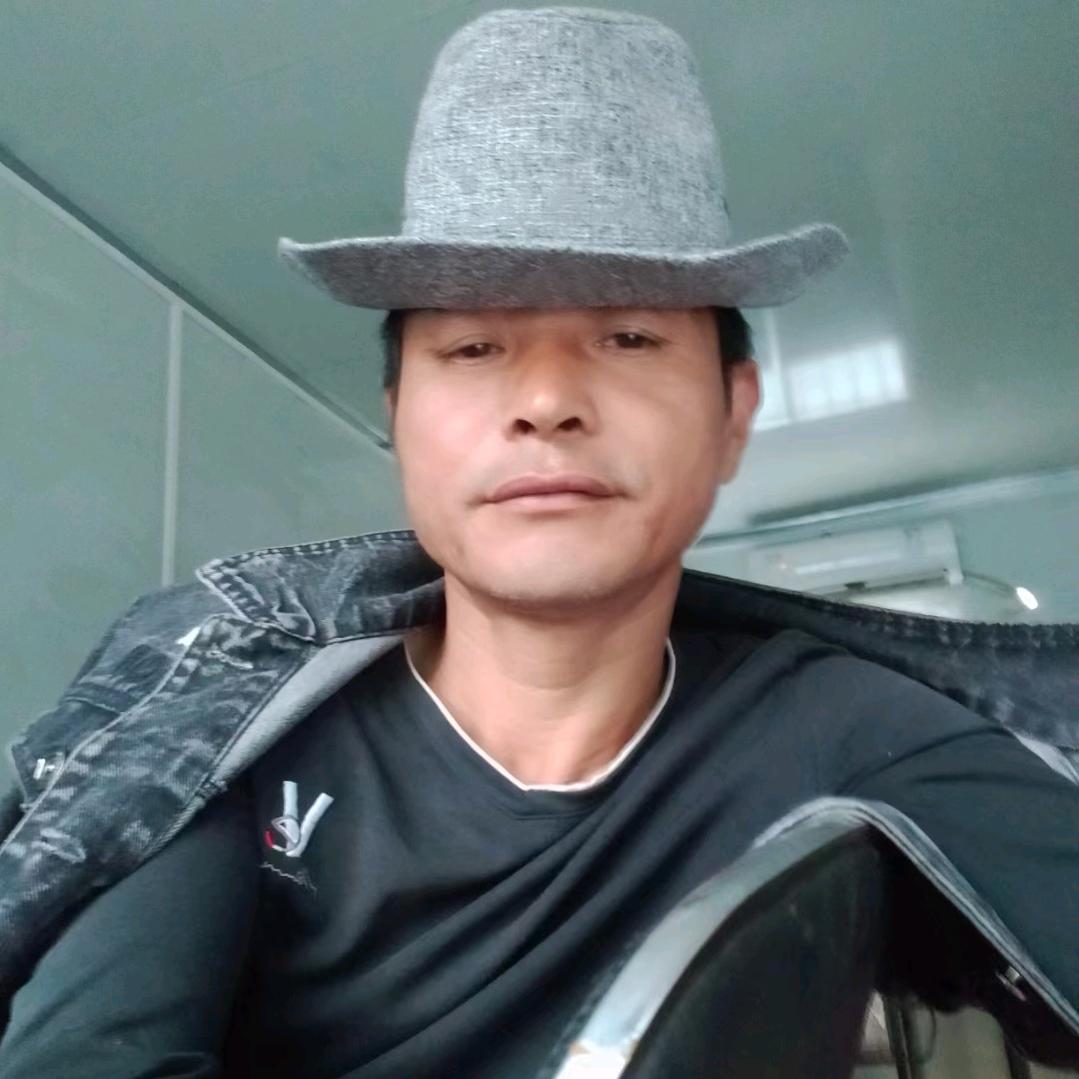 何司令