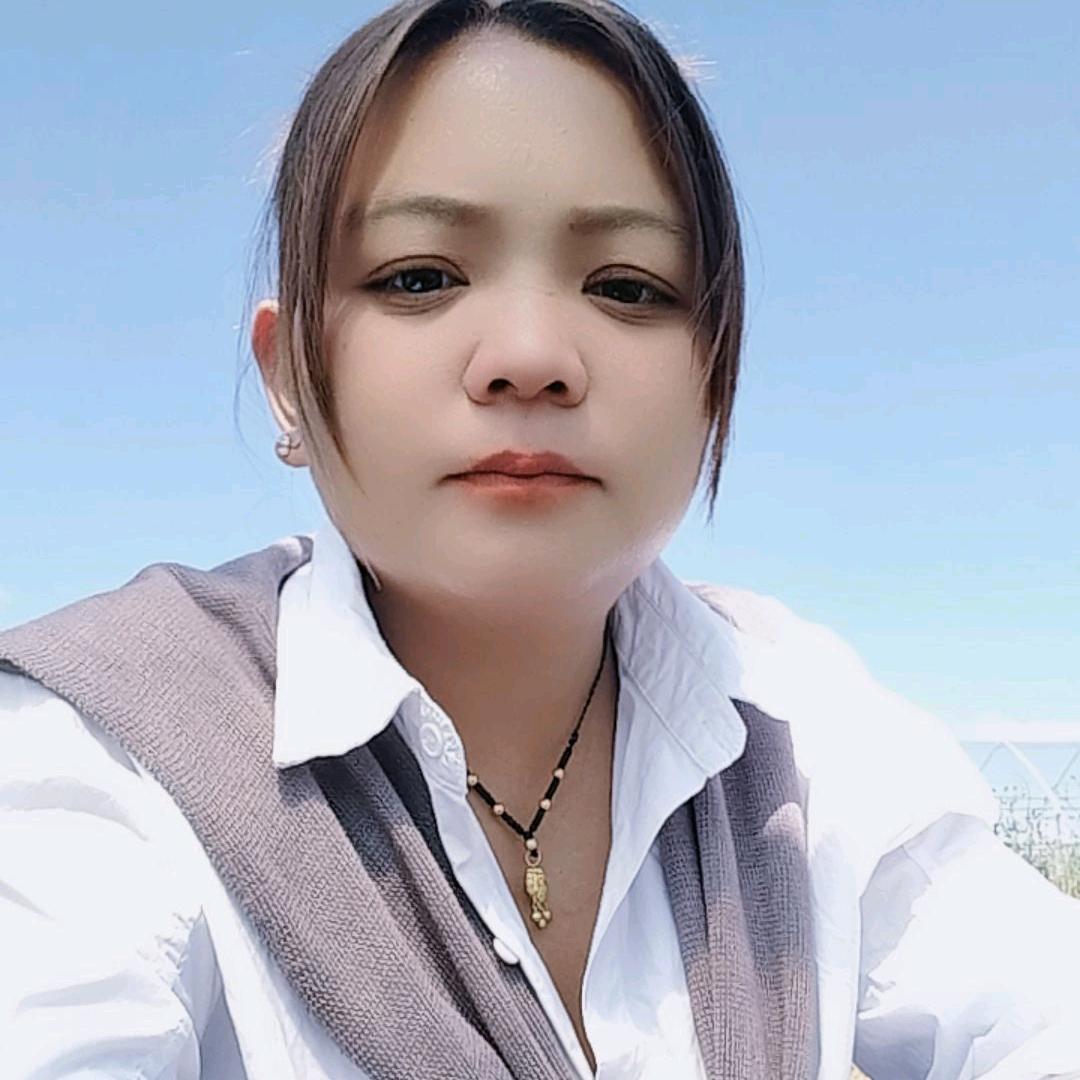 爱是那个他《她》