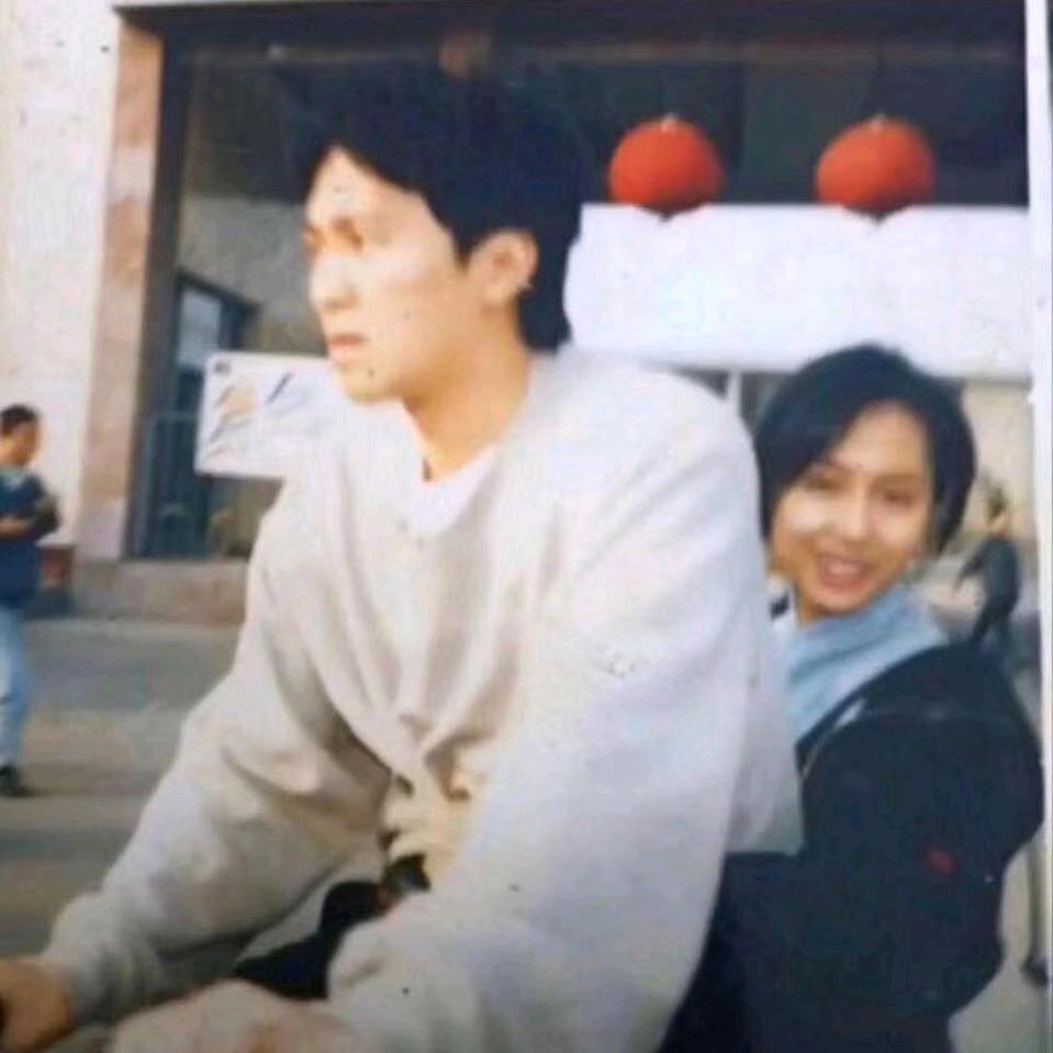 @七