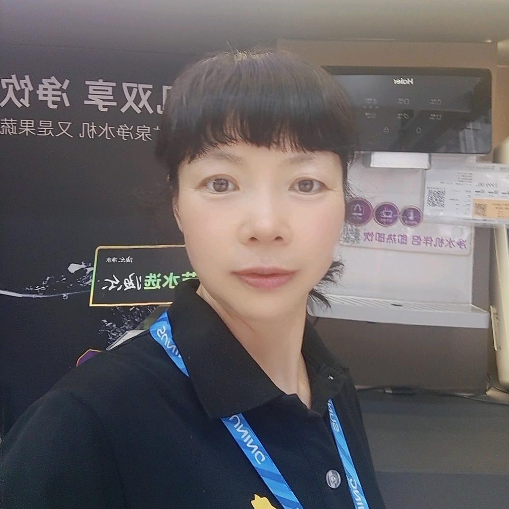 赤壁苏宁易购李姐