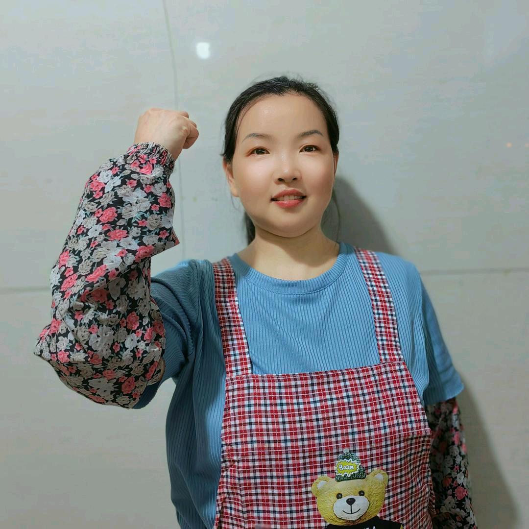 地摊姐（早9点10分）