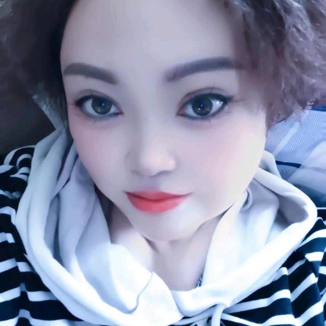 小白菜，聊天娱乐