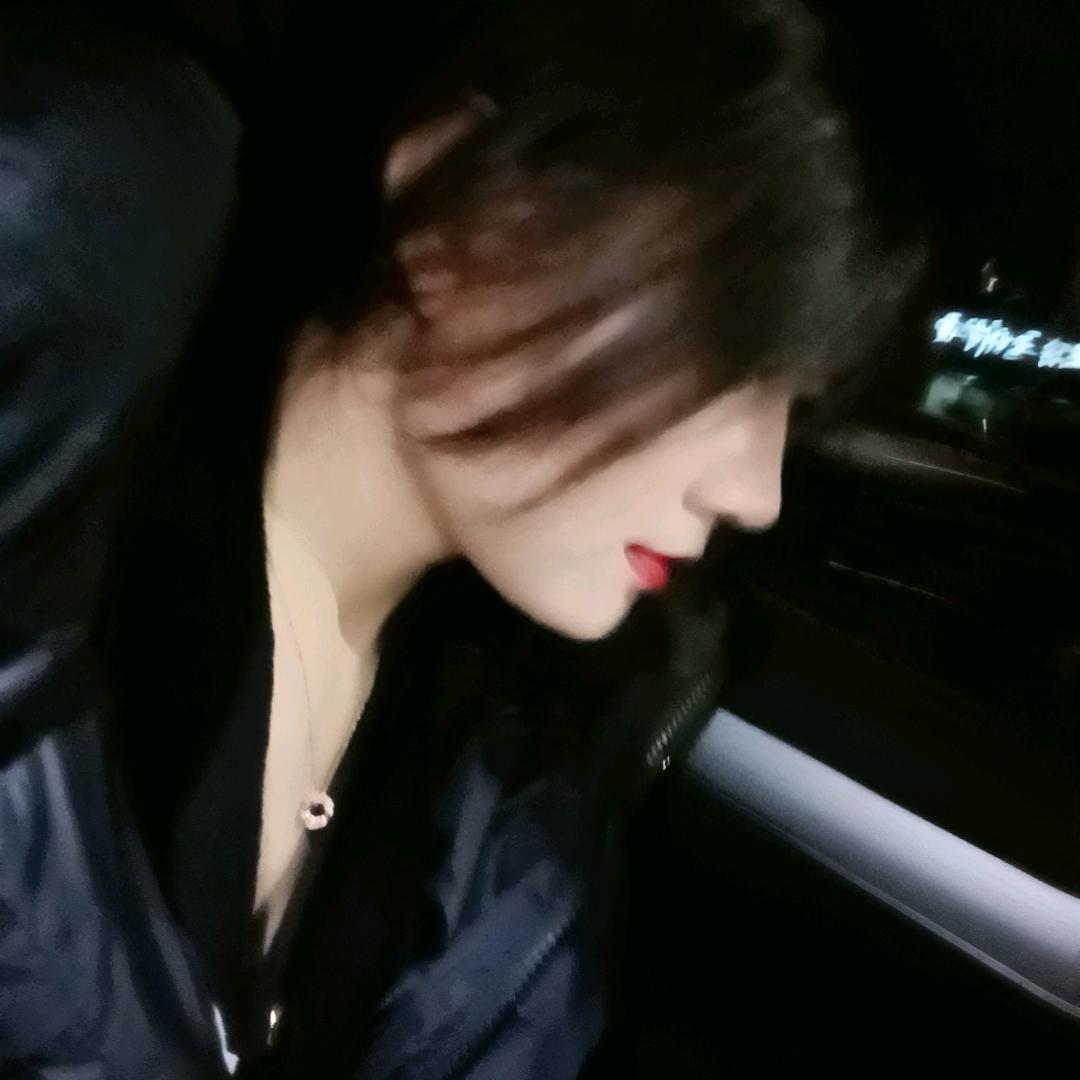 wyh****