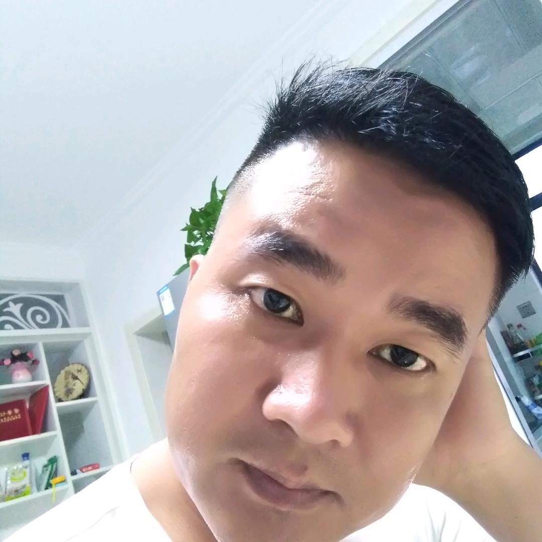 苏州汽车轮胎。