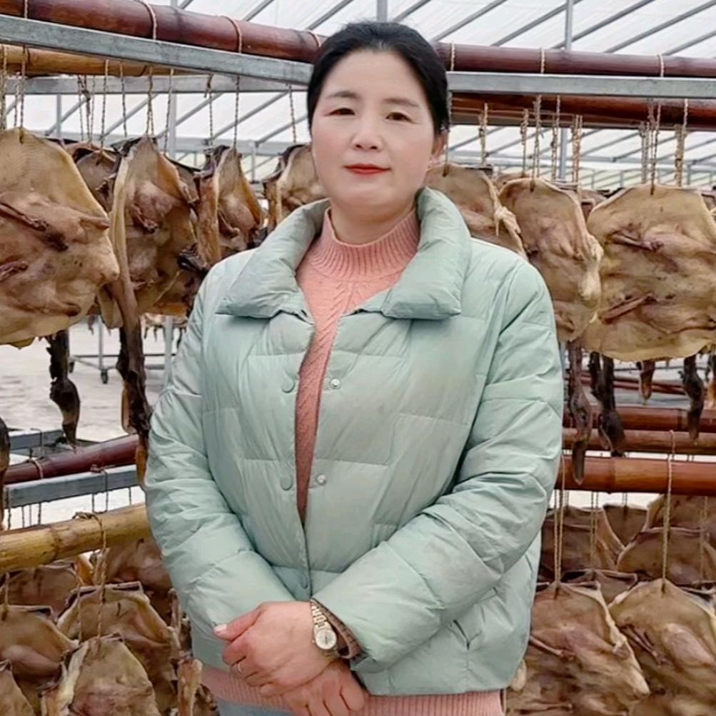 家富板鸭老板娘