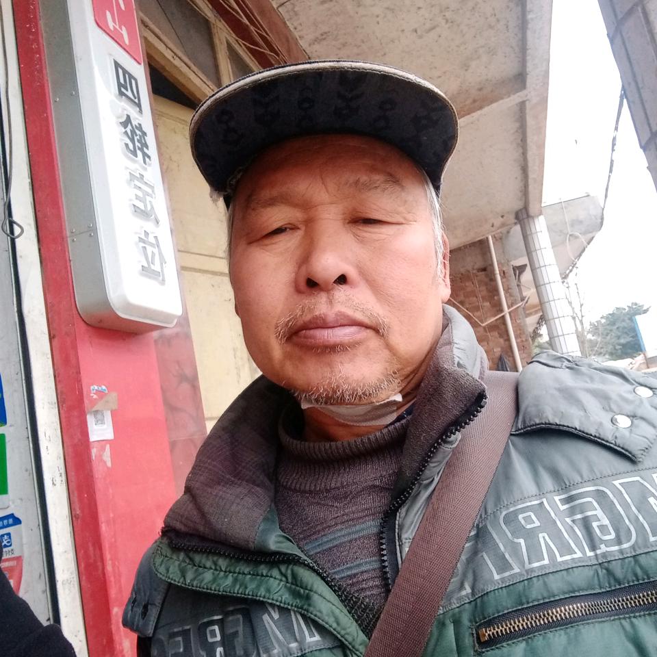 鸿运哥《20：30》开播